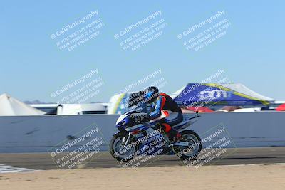 media/Nov-06-2023-Moto Forza (Mon) [[ce023d0744]]/4-Beginner Group/Session 4 (Finish Line Checker)/